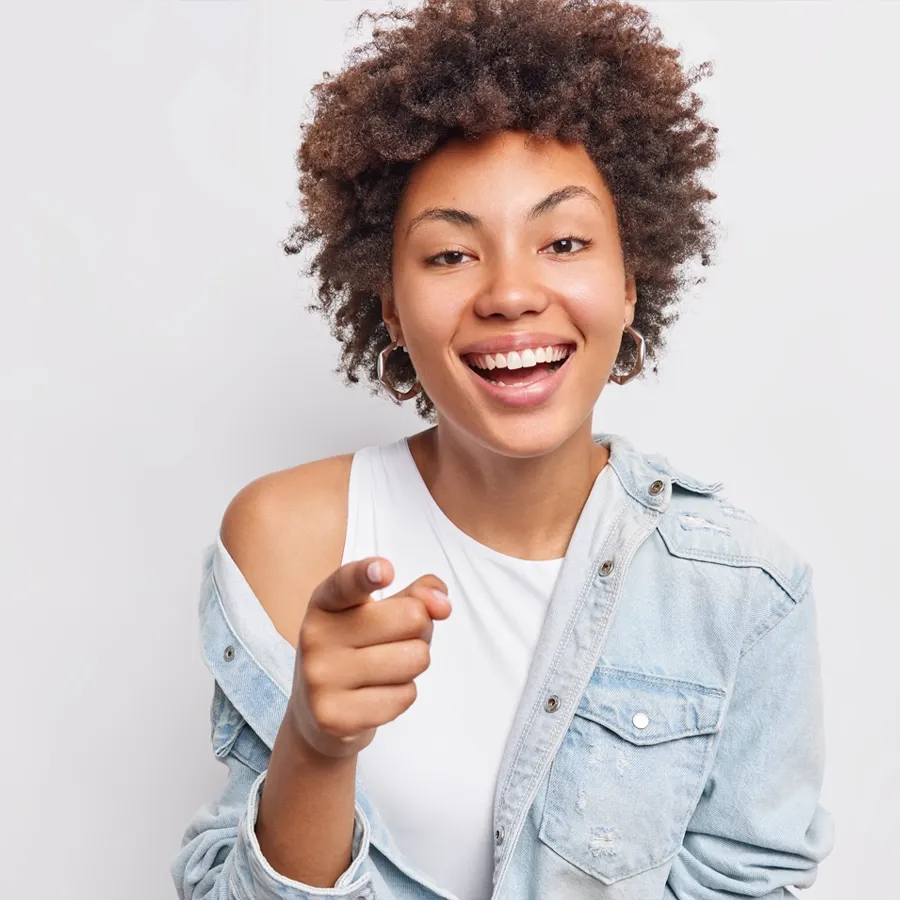 Fröhliche Familie mit Kind